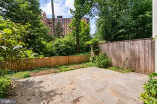 3231 Sutton Pl NW, Washington, DC 20016 - Photo 14