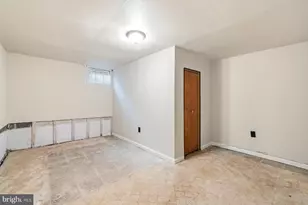 1327 Leegate Rd NW, Washington, DC 20012 - Photo 32