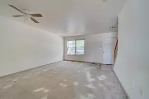 906 Blakney Ln SE, Washington, DC 20032 - Photo 10