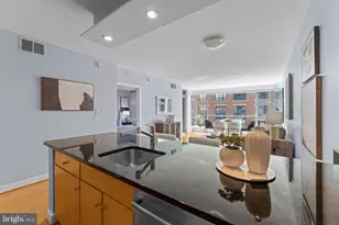 1117 10th St NW, Washington, DC 20001 - Photo 18