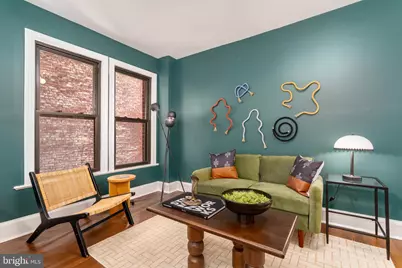 1915 16th Street NW #304, Washington, DC 20009 - Photo 2