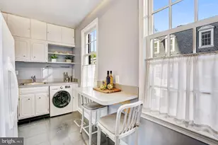 2528 Queen Annes Ln NW, Washington, DC 20037 - Photo 18