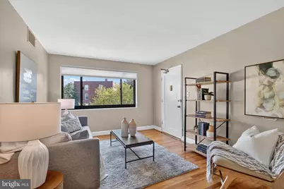 2600 Tunlaw Road NW #6, Washington, DC 20007 - Photo 6