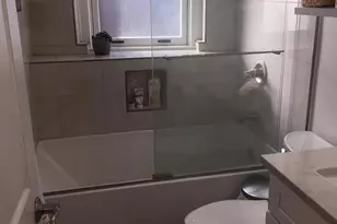 2410 20th St NW, Washington, DC 20009 - Photo 8