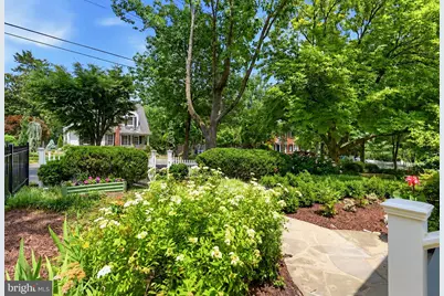 3722 McKinley Street NW, Washington, DC 20015 - Photo 4