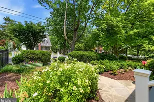 3722 McKinley St NW, Washington, DC 20015 - Photo 4