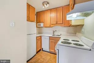 1311 Delaware Ave SW, Washington, DC 20024 - Photo 4