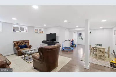 2812 34th Street NW, Washington, DC 20008 - Photo 52