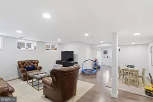 2812 34th St NW, Washington, DC 20008 - Photo 52