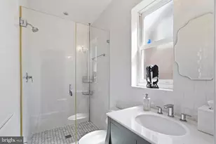 2812 34th St NW, Washington, DC 20008 - Photo 34