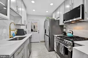 1919 19th St NW, Washington, DC 20009 - Photo 6