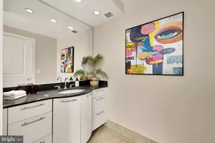 916 G St NW, Washington, DC 20001 - Photo 16