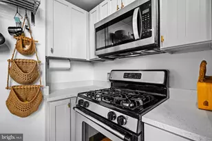 3039 16th St NW, Washington, DC 20009 - Photo 10