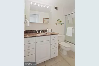 2555 Pennsylvania Avenue NW #407, Washington, DC 20037 - Photo 24
