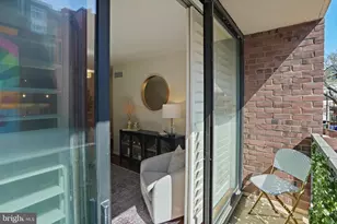 2555 Pennsylvania Ave NW, Washington, DC 20037 - Photo 18