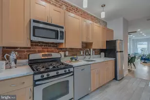 239 8th St NE, Washington, DC 20002 - Photo 4