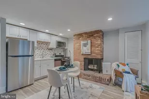 239 8th St NE, Washington, DC 20002 - Photo 32