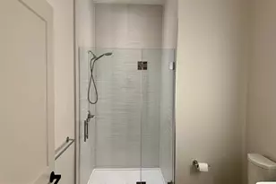 70 N Street SE, Washington, DC 20003 - Photo 10