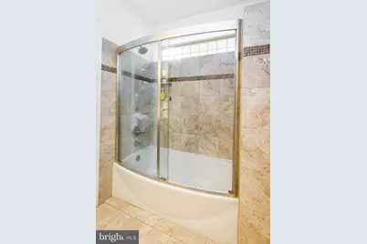 423 18th Street NE #12, Washington, DC 20002 - Photo 24