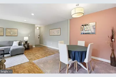 2325 42nd Street NW #321, Washington, DC 20007 - Photo 12