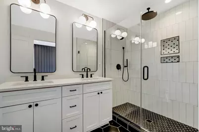 2121 3rd Street NE #2, Washington, DC 20002 - Photo 6