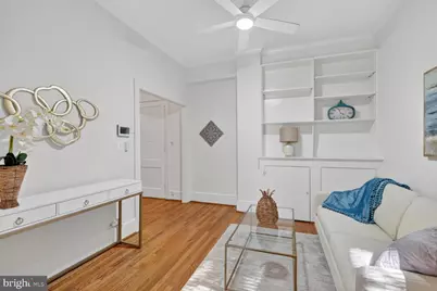 3039 Macomb Street NW #16, Washington, DC 20008 - Photo 6