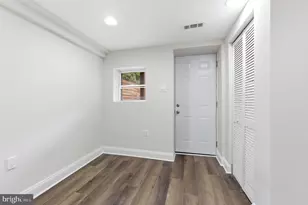 10 Girard St NE, Washington, DC 20002 - Photo 18