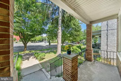 747 Kentucky Avenue SE, Washington, DC 20003 - Photo 4
