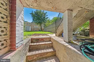 747 Kentucky Ave SE, Washington, DC 20003 - Photo 22