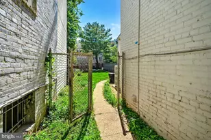 747 Kentucky Ave SE, Washington, DC 20003 - Photo 28