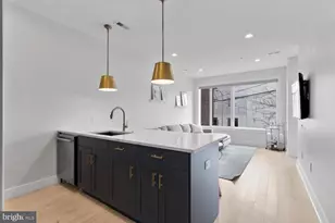 664 Glick Ct NW, Washington, DC 20001 - Photo 4