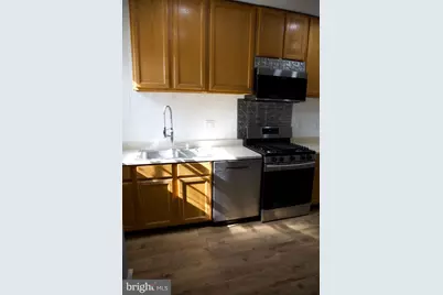 650 E Street SE, Washington, DC 20003 - Photo 4