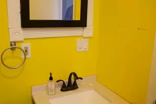 650 E St SE, Washington, DC 20003 - Photo 18