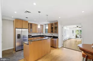 4421 Volta Pl NW, Washington, DC 20007 - Photo 6