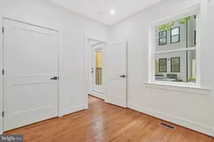 423 Lamont St NW, Washington, DC 20010 - Photo 8