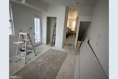 1109 5th Street NW, Washington, DC 20001 - Photo 2