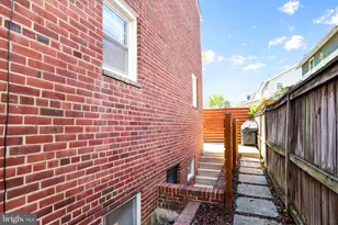 2005 NE Lawrence Street NE, Washington, DC 20018 - Photo 36