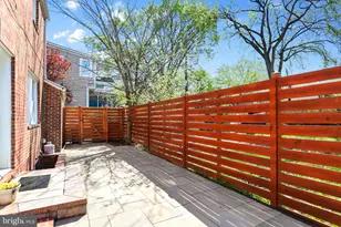 2005 NE Lawrence Street NE, Washington, DC 20018 - Photo 32