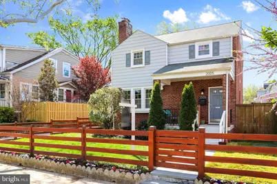 2005 NE Lawrence Street NE, Washington, DC 20018 - Photo 2
