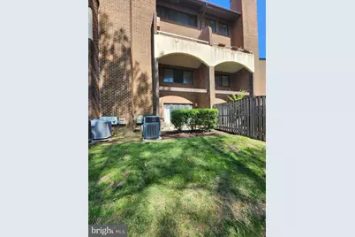 3035 Hawthorne Drive NE #3035, Washington, DC 20017 - Photo 2