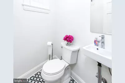 34 R Street NE, Washington, DC 20002 - Photo 18