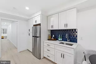 1227 E St SE, Washington, DC 20003 - Photo 38