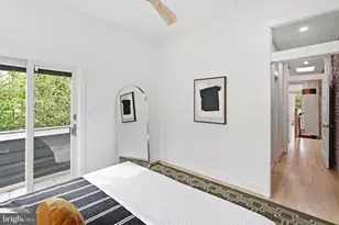 1227 E St SE, Washington, DC 20003 - Photo 22