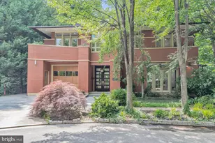 2807 Chesterfield Pl NW, Washington, DC 20008 - Photo 2