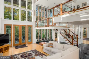2807 Chesterfield Pl NW, Washington, DC 20008 - Photo 4