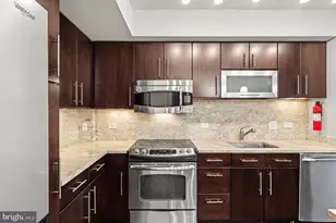 1025 1st St SE, Washington, DC 20003 - Photo 4