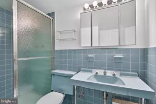 4201 Cathedral Ave NW, Washington, DC 20016 - Photo 12