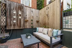 1531 31st St NW, Washington, DC 20007 - Photo 18