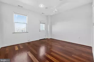 3573 Warder St NW, Washington, DC 20010 - Photo 40