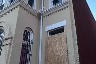 229 Elm St NW, Washington, DC 20001 - Photo 2